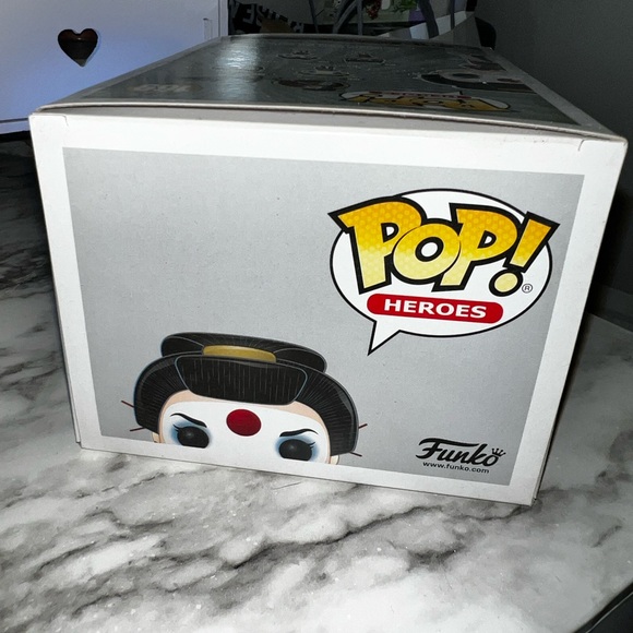 Funko Pop Heroes Katana Vinyl Figure - Picture 5 of 6
